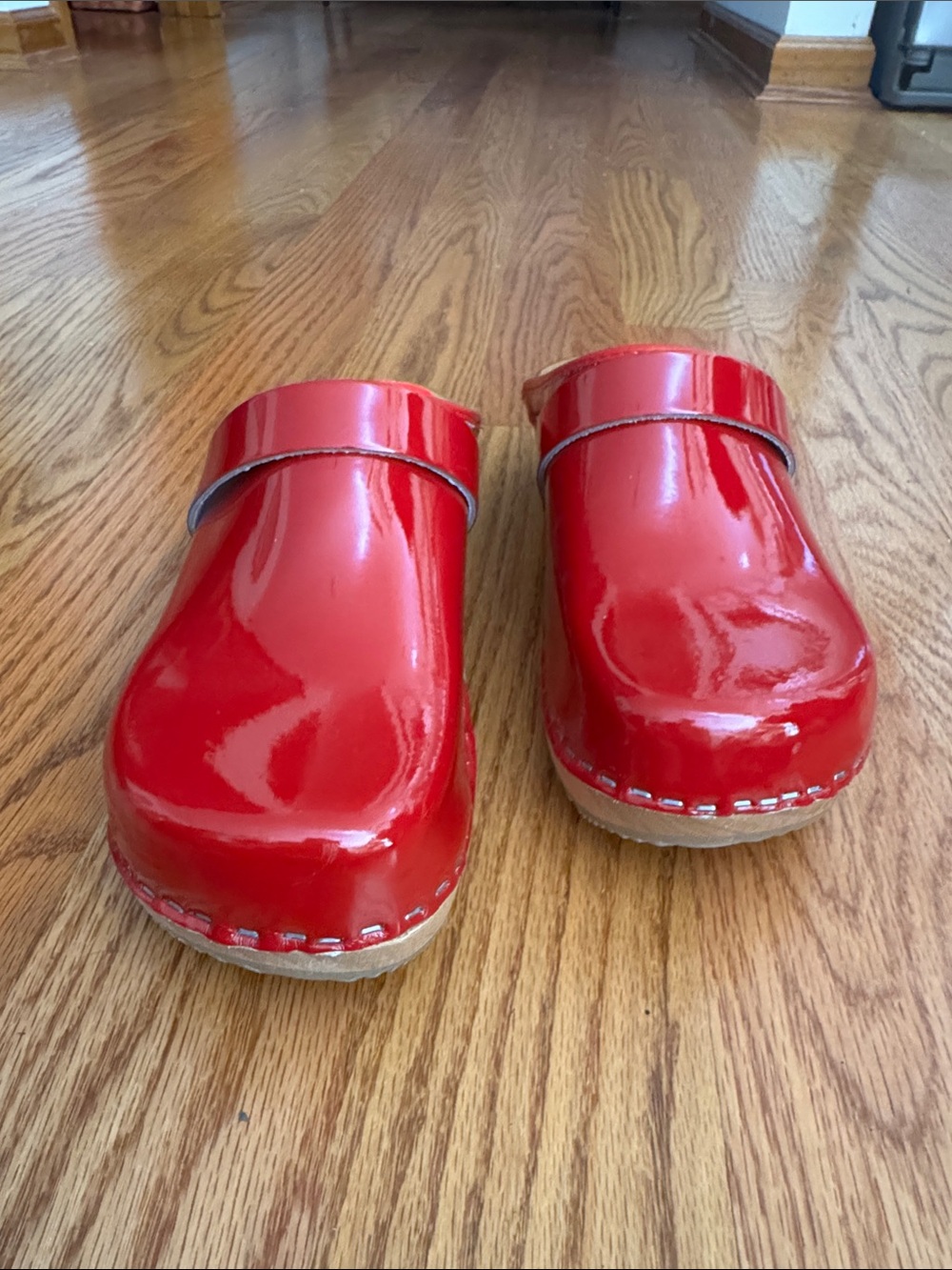 Women’s Red Patent Leather Mule Clogs